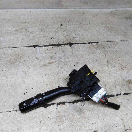 perekliucatel-podrulevoi-povorotov-geely-emgrand-x7-art-103138-big-2