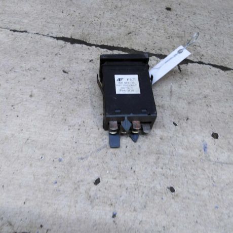 knopka-avariinoi-signalizacii-volkswagen-sharan-seat-alhambra-ford-galaxy-restailing-art-103671-big-2