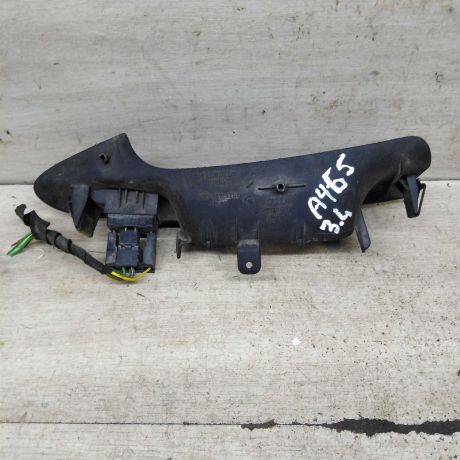 knopka-steklopodieemnika-zadniaia-audi-a4-b5-art-104096-big-1