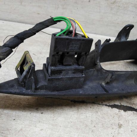 knopka-steklopodieemnika-zadniaia-audi-a4-b5-art-104096-big-4