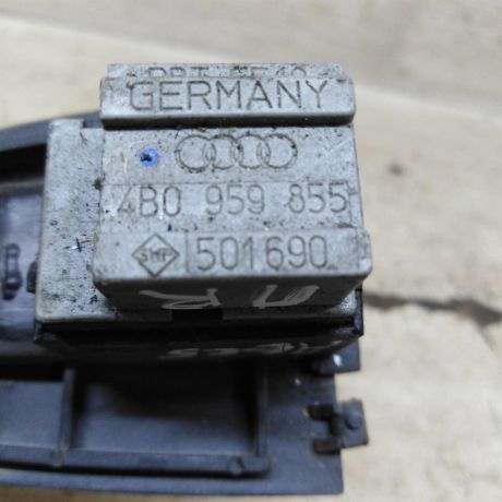 knopka-steklopodieemnika-audi-a6-c5-art-105007-big-4