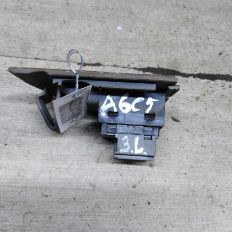 knopka-steklopodieemnika-audi-a6-c5-art-105008-big-1