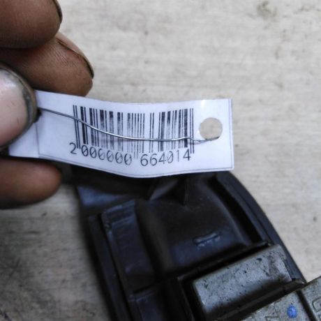 knopka-steklopodieemnika-audi-a6-c5-art-105009-big-3