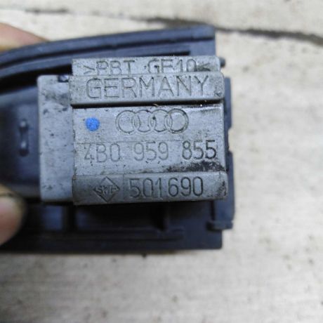 knopka-steklopodieemnika-audi-a6-c5-art-105009-big-2