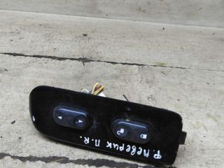 knopka-steklopodieemnika-peredniaia-pravaia-ford-maverick-ii-art-105046