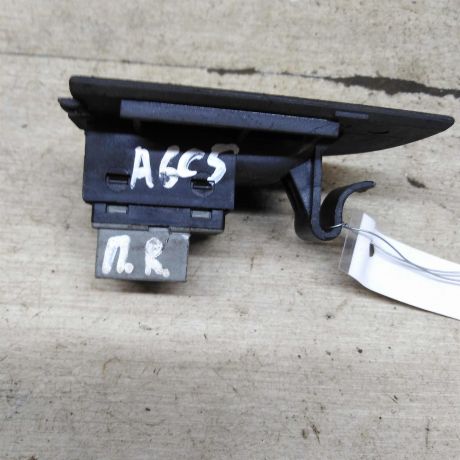 knopka-steklopodieemnika-audi-a6-c5-art-105063-big-1