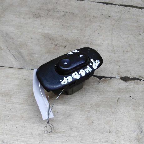 knopka-steklopodieemnika-zadniaia-levaia-ford-maverick-ii-art-105176-big-0