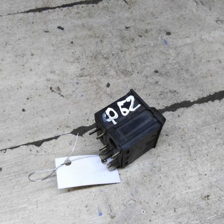 knopka-vkliuceniia-sveta-volkswagen-passat-b2-art-105586-big-2