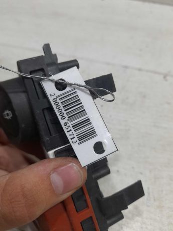 knopka-avariinoi-signalizacii-renault-megane-ii-art-106143-big-2