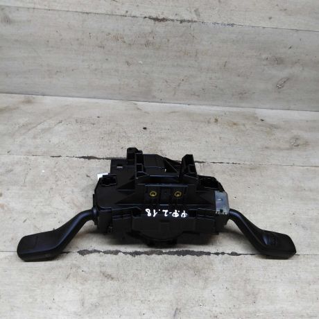 perekliucatel-podrulevoi-v-sbore-ford-focus-2-art-106214-big-1