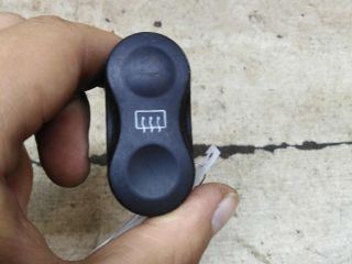 knopka-obogreva-stekla-renault-sandero-i-art-106337