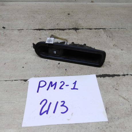 knopka-steklopodieemnika-zadniaia-renault-megane-ii-art-106341-big-1