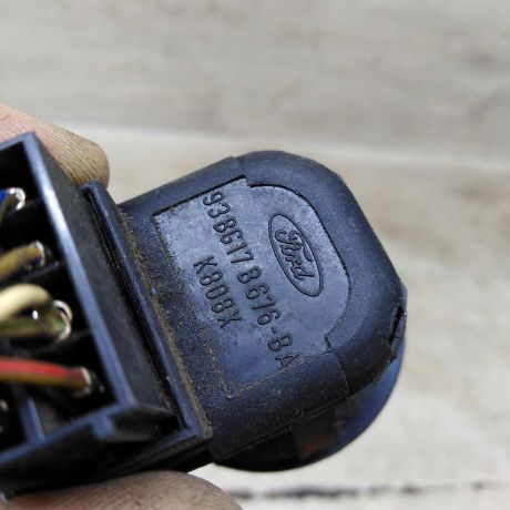 perekliucatel-regulirovki-zerkal-ford-mondeo-3-art-106479-big-3