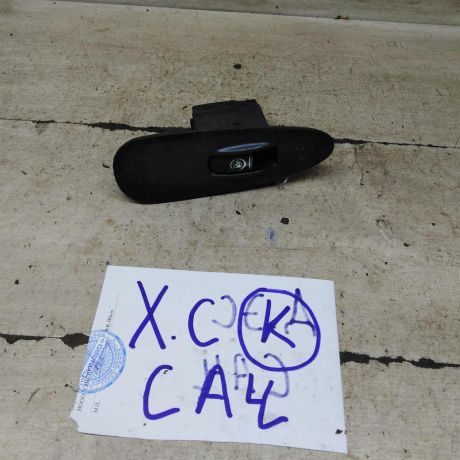 knopka-steklopodieemnika-peredniaia-pravaia-hyundai-sonata-iii-art-106523-big-2