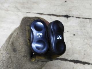 knopka-steklopodieemnika-renault-logan-i-art-108271