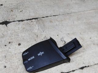 perekliucatel-podrulevoe-upravlenie-magnitoloi-ford-focus-2-kabriolet-art-108378