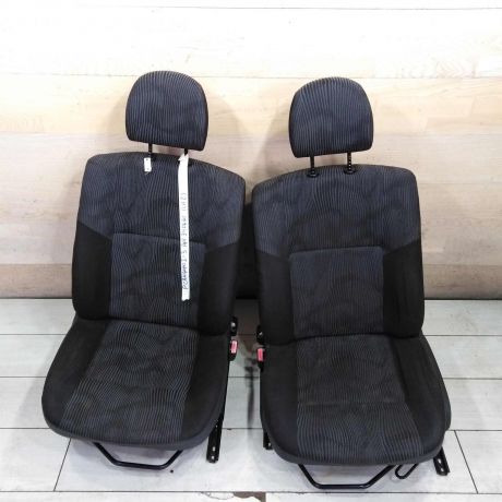 sidene-perednee-renault-sandero-i-renault-logan-i-art-108586-big-0