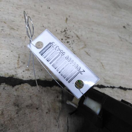 perekliucatel-dvornikov-renault-logan-i-art-108899-big-1