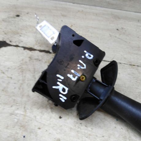 perekliucatel-dvornikov-renault-logan-i-art-108899-big-4