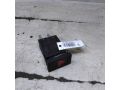 knopka-avariinoi-signalizacii-volkswagen-passat-b5-volkswagen-passat-b5-gp-art-109124-small-0