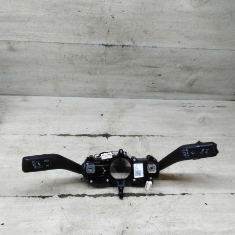 podrulevoi-perekliucatel-v-sbore-skoda-octavia-a5-art-109165-big-0