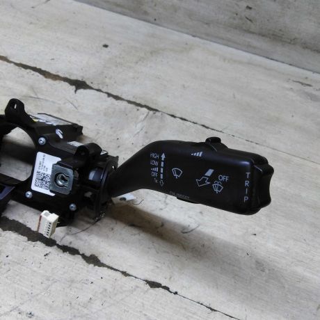 podrulevoi-perekliucatel-v-sbore-skoda-octavia-a5-art-109165-big-1