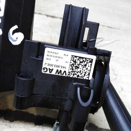 podrulevoi-perekliucatel-v-sbore-skoda-octavia-a5-art-109165-big-3