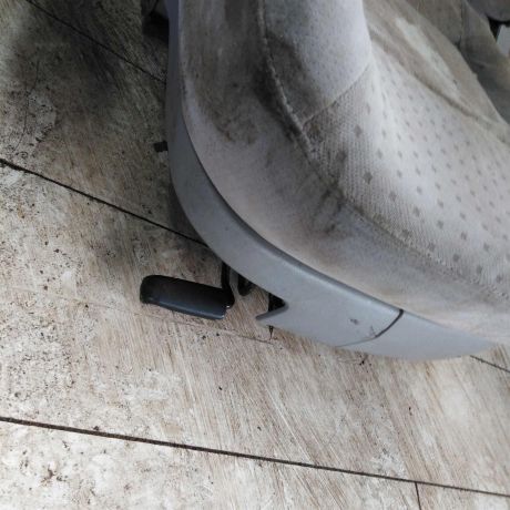 sidene-perednee-volkswagen-passat-b5-volkswagen-passat-b5-gp-defekty-na-foto-art-110093-big-8