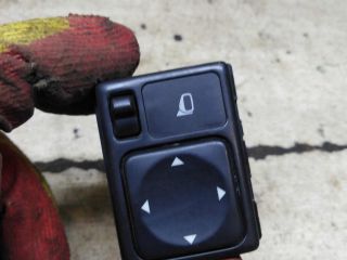 perekliucatel-regulirovki-zerkal-nissan-tiida-i-art-110184