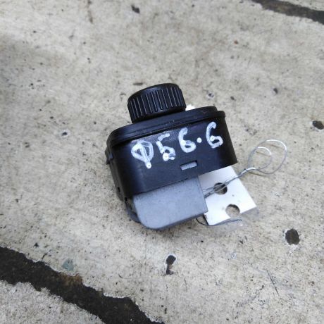 perekliucatel-regulirovki-zerkal-volkswagen-passat-b6-art-110256-big-2