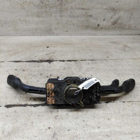 perekliucatel-podrulevoi-v-sbore-audi-100-c4-art-110515-big-4