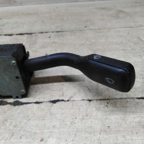 perekliucatel-podrulevoi-v-sbore-audi-100-c4-art-110515-big-8