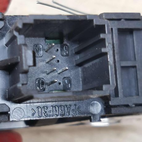 knopka-obogreva-zadnego-stekla-ford-fusion-i-restailing-art-112191-big-1
