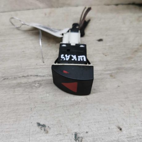 knopka-avariinoi-signalizacii-skoda-octavia-a5-art-112234-big-3