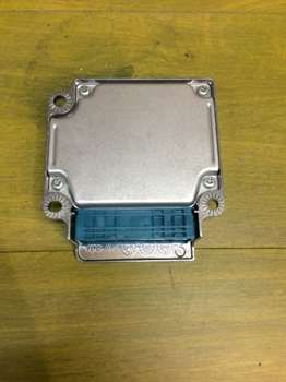 blok-upravleniia-airbag-hyunday-sonata-4-blok-upravleniia-poduskami-bezopasnosti-art-12570-big-1