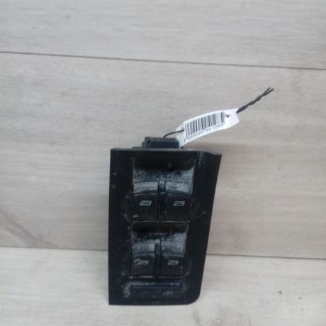 blok-upravleniia-steklopodieemnikami-audi-a6-c5-art-13502-big-0