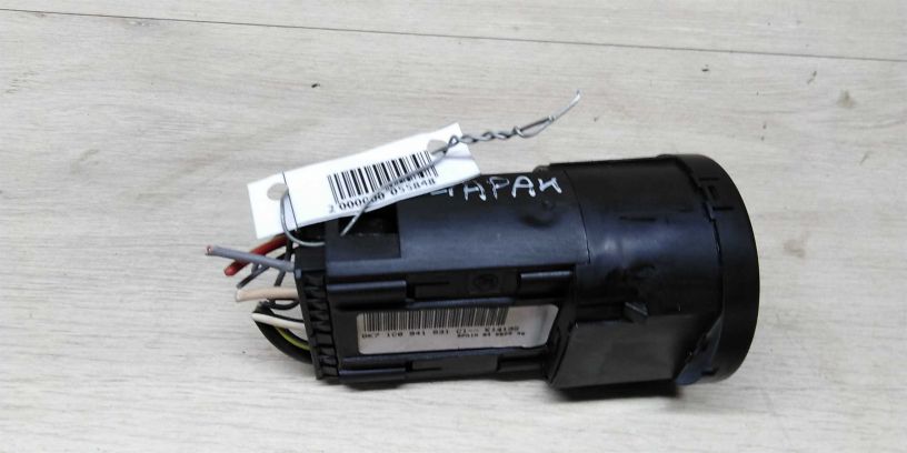 blok-upravleniia-svetom-volkswagen-sharan-art-13942-big-3