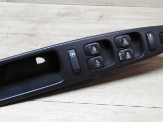 blok-upravleniia-steklopodieemnikami-volvo-s40-art-14200