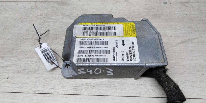 blok-upravleniia-air-bag-volvo-s40-art-14328-big-0