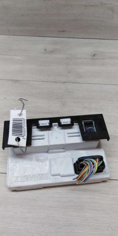 blok-upravleniia-renault-megane-2-art-14790-big-0