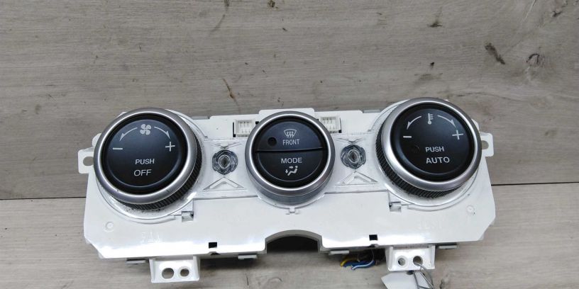 blok-upravleniia-peckoi-mazda-6-art-14912-big-0