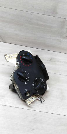 blok-upravleniia-peckoi-renault-logan-art-15083-big-2
