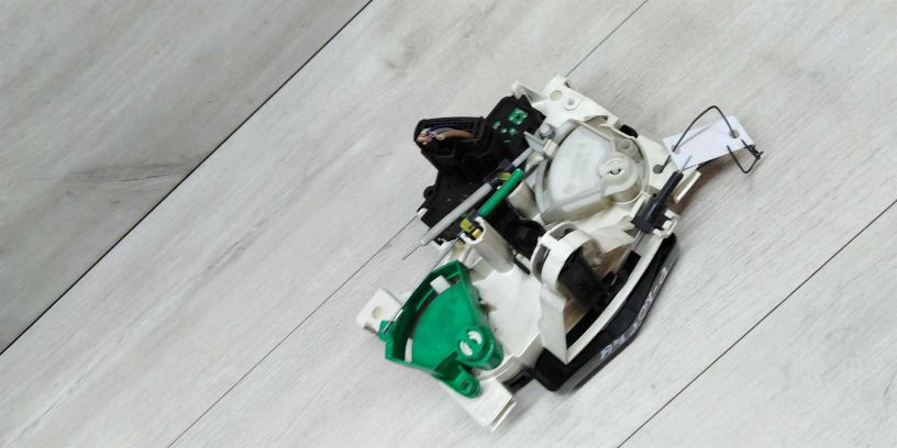 blok-upravleniia-peckoi-renault-logan-art-15083-big-3