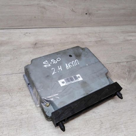 ebu-volvo-s80-art-16043-big-0