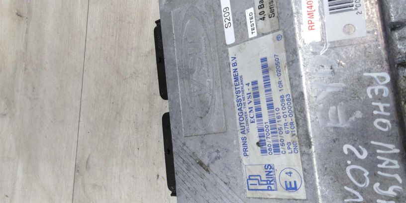 ebu-renault-laguna-art-16078-big-2