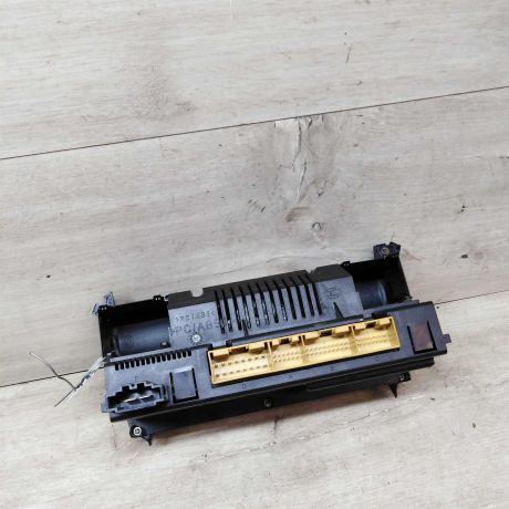 blok-upravleniia-klimat-kontrolem-audi-a6-c5-art-16991-big-3