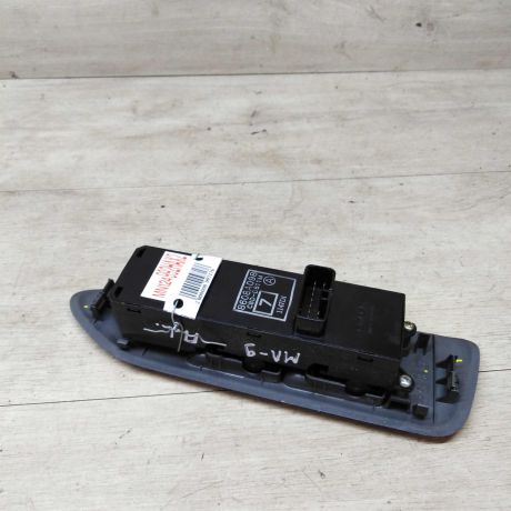 blok-upravleniia-steklopodieemnikami-mitsubishi-lancer-9-art-17297-big-1