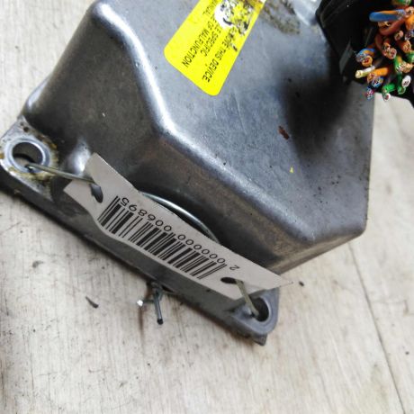 blok-upravleniia-volvo-s80-art-17835-big-2