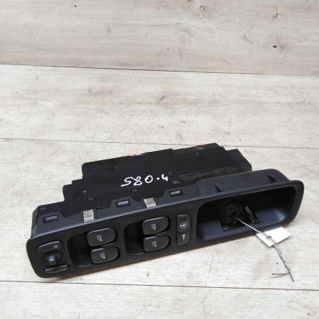 blok-upravleniia-steklopodieemnikami-volvo-s80-art-17836-big-0