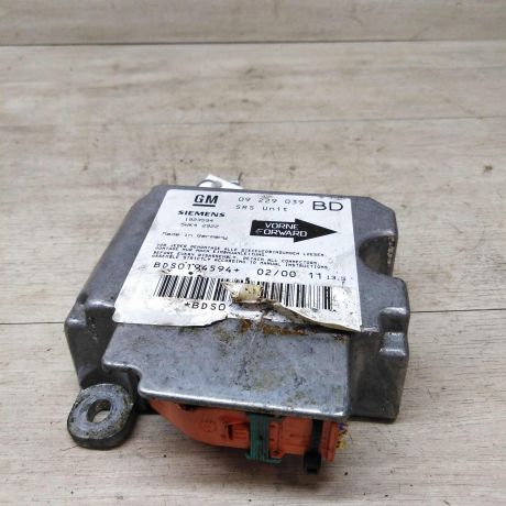 blok-upravleniia-poduskami-airbag-opel-vectra-b-art-18086-big-1